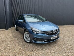 2018 Holden Astra R